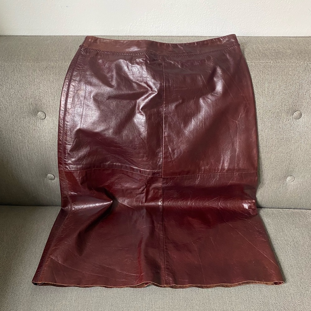 Chocolate brown knee-length leather Gap skirt